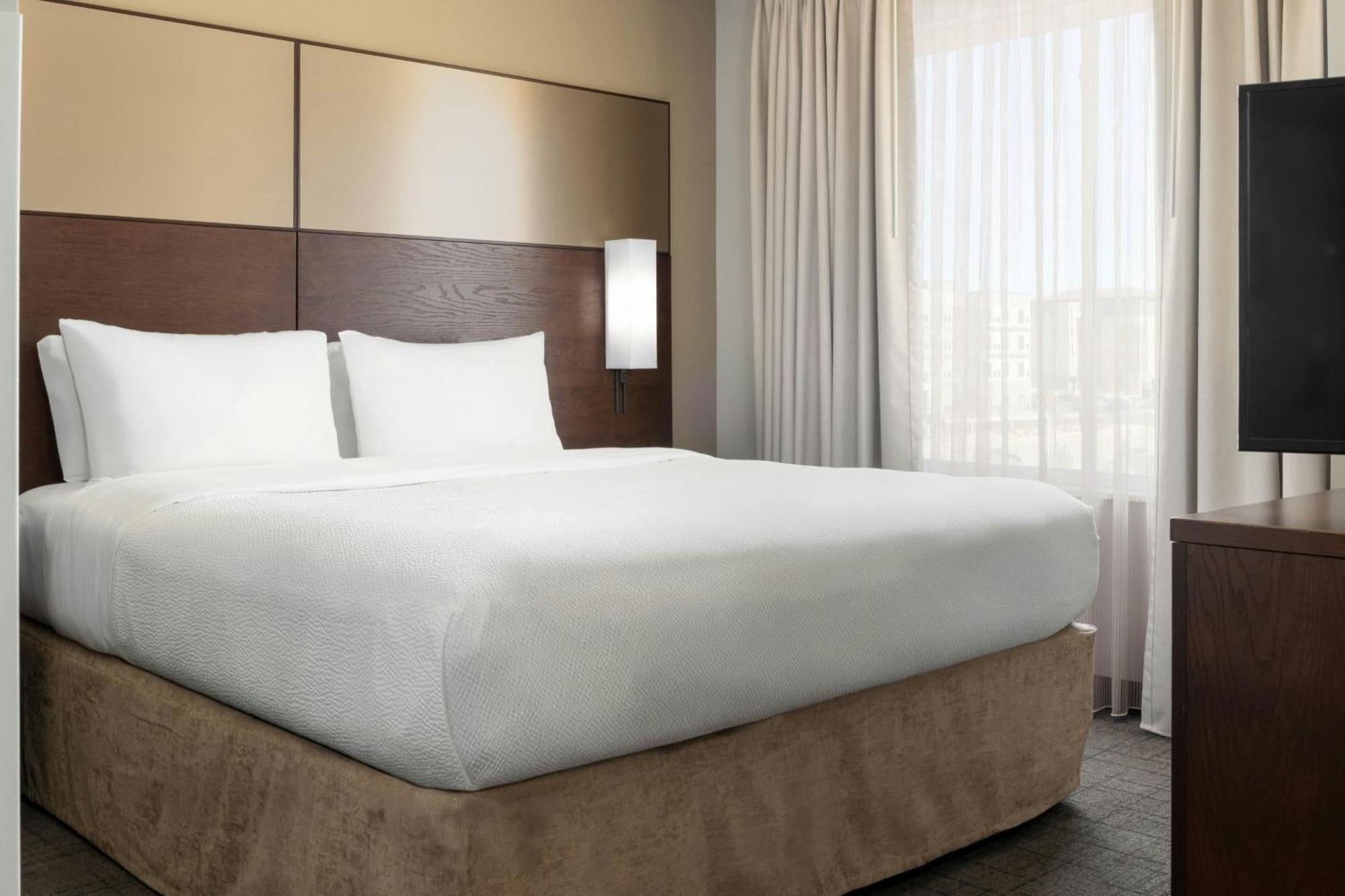 By Marriott Park 3* DEN